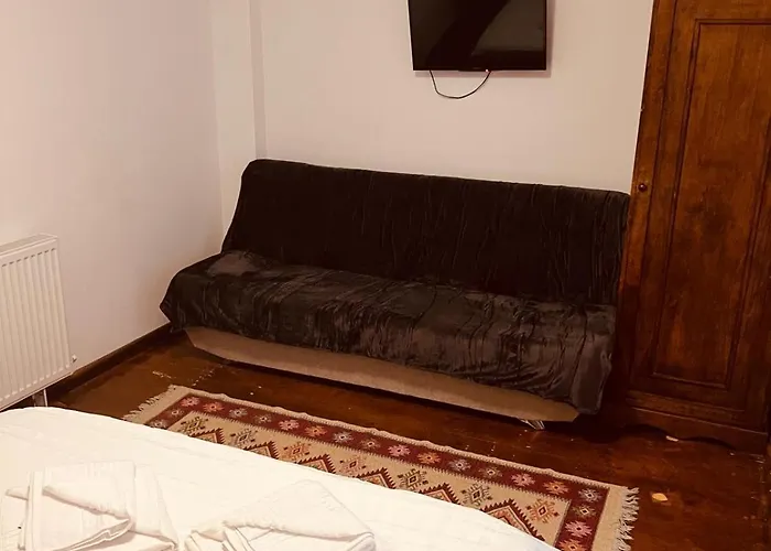 Maria 3* Bükreş